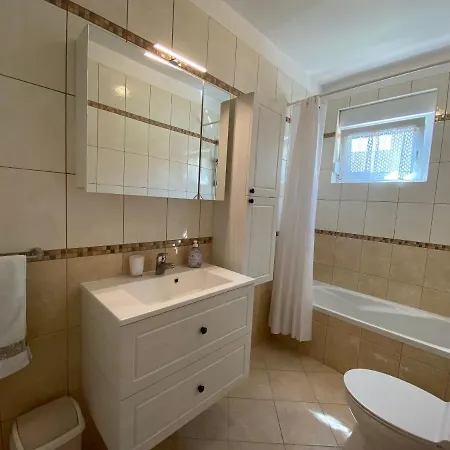 Poljak Apartment