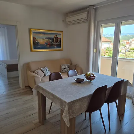 Apartament Poljak